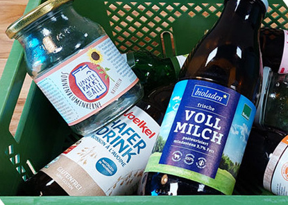 Pfandgläser und Flaschen