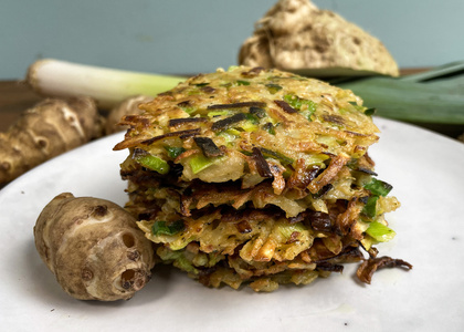 Topinambur Puffer mit Porree und Sellerie 