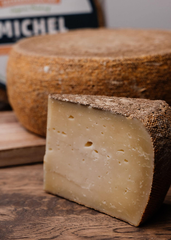 Backensholz Michel Kuh und Ziege