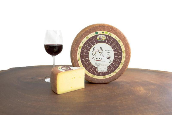 Produktfoto zu Schaukäserei Wiggensbach - Beschwipste Anna ROT, aus Heumilch g.t.S - 50%Fett i. Tr.