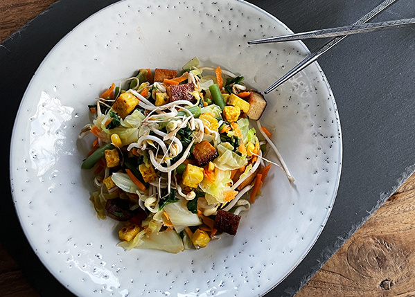 Indonesischer Gado Gado Salat