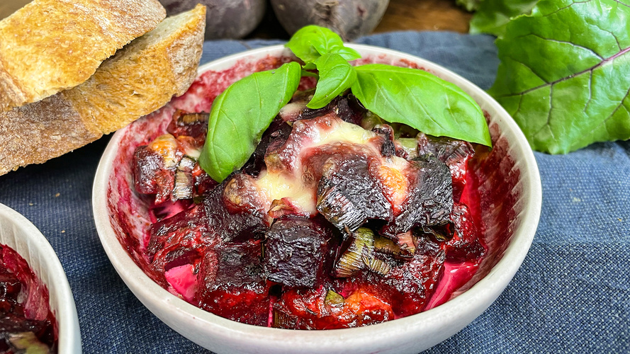 Rezeptbild für 61. Rote Bete Pfanne mit Mozzarella