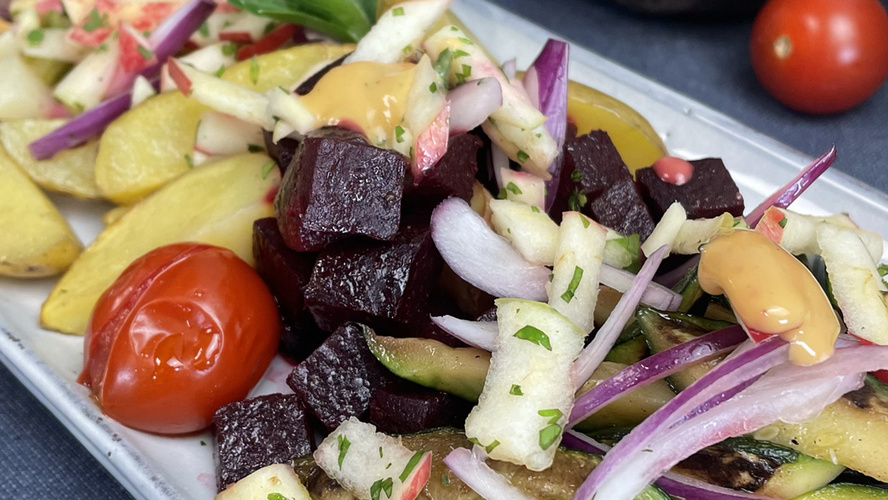 Rezeptbild für 117. Fruchtiger Salat von Ofengemüse