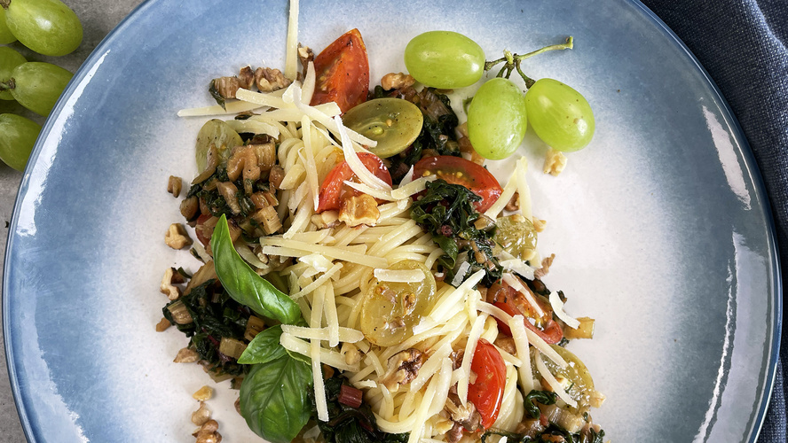 Rezeptbild für 60. Spaghetti mit Mangold und Trauben