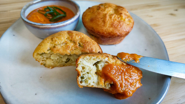 Rezeptbild für 22. Gemüse Muffins mit Möhren-Ingwer Butter