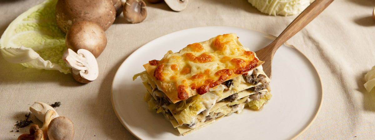 Ökokistenrezept des Monat 1125 -Wirsing-Pilz-Lasagne mit Béchamelsoße
