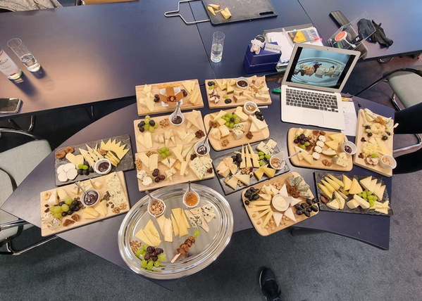 Herstellung von Käseplatten