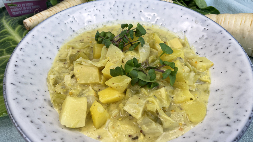 Rezeptbild für 74. Spitzkohl-Kartoffel-Pastinaken-Eintopf mit Senfcreme